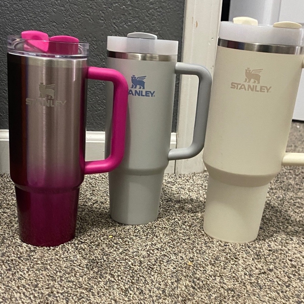 Stanley Mugs - Vibrant Pink, Sleek Gray, Classic Cream